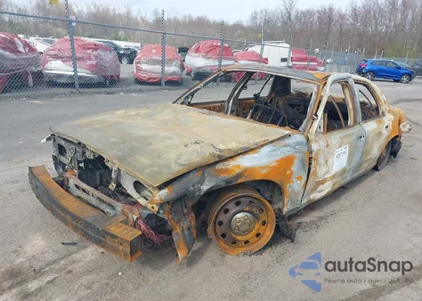 2008 Ford Crown Victoria Police Interceptor z USA, uszkodzony, nr VIN 2FAHP71V28X143780